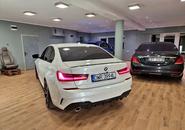 BMW Seria 3 cena 139999 przebieg: 82105, rok produkcji 2019 z Góra małe 596